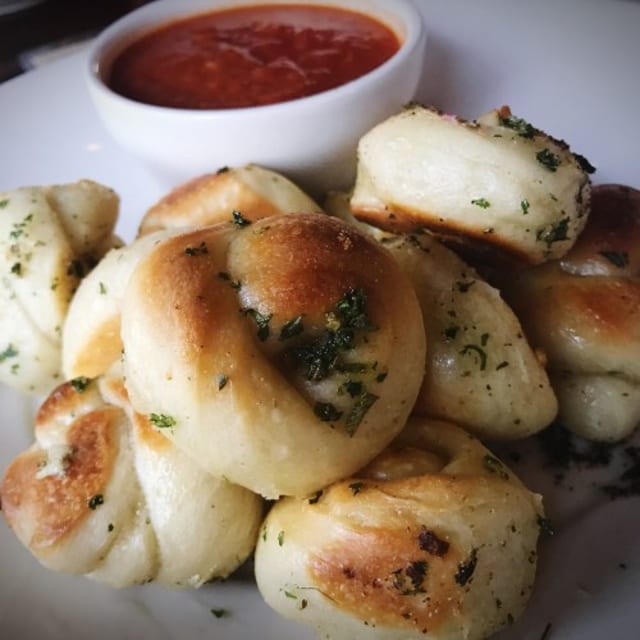 Garlic Knots.