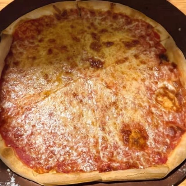 14" Med Cheese Pie Pizza.